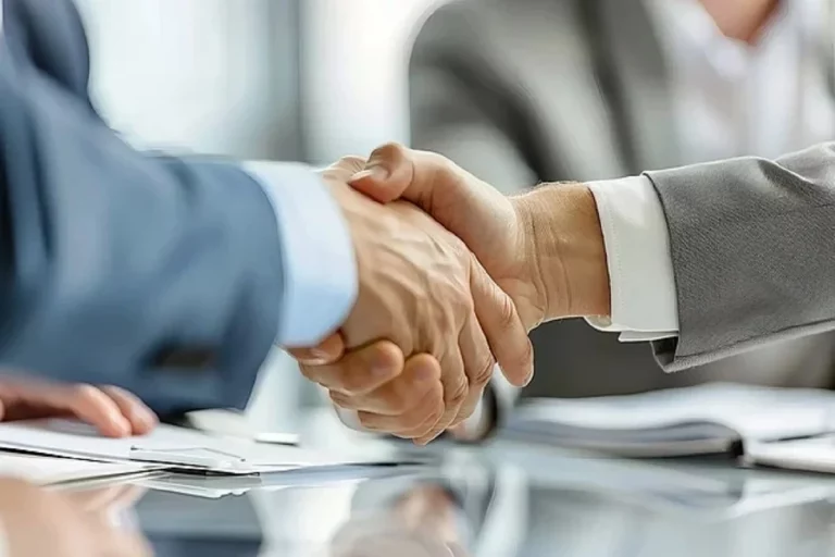 La OCU alerta: los seguros de decesos no compensan y hay alternativas para ahorrar hasta 1.500 euros