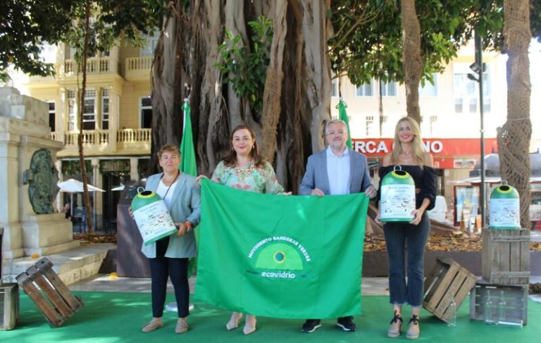 Locales de hostelería en Murcia forman parte de la campaña de reciclaje de vidrio en municipios turísticos