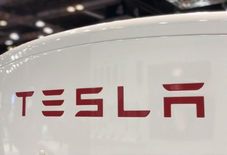 Tesla sube un 8% en Bolsa tras batir las previsiones de entregas por los recortes de precios