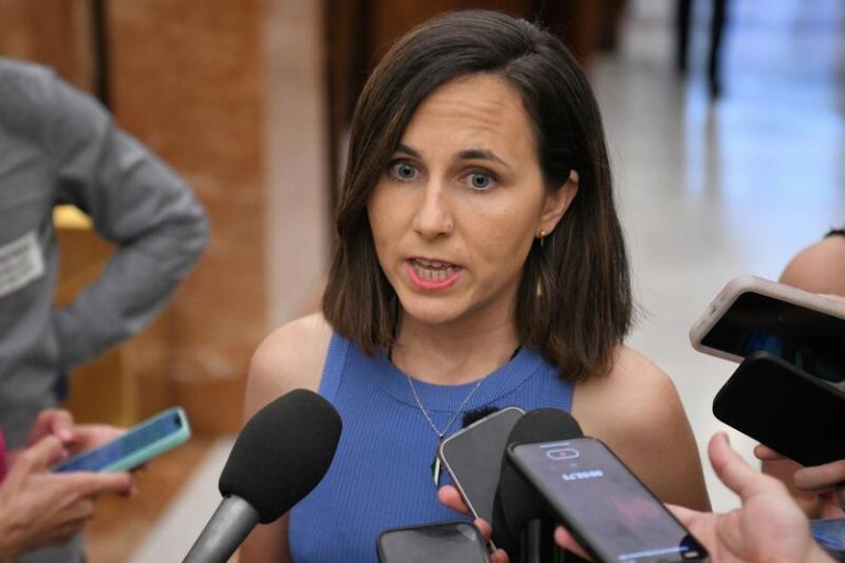 Podemos acusa al PSOE de 'cambiar de socios' por pactos con el PP