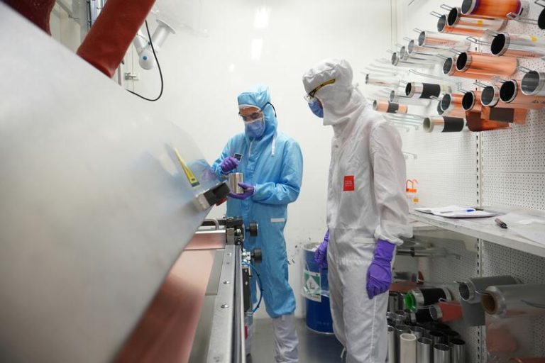 Stellantis y CEA desarrollarán tecnología de baterías de nueva generación