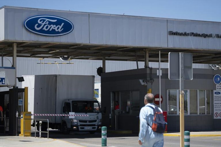 Ford enfrenta resistencia de empleados ante propuesta de expediente de regulación