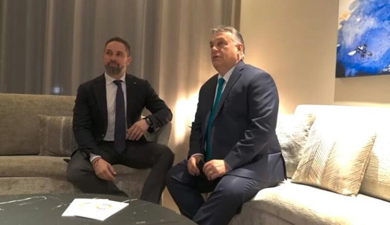 Vox se suma al grupo de Orbán: Abascal detecta 