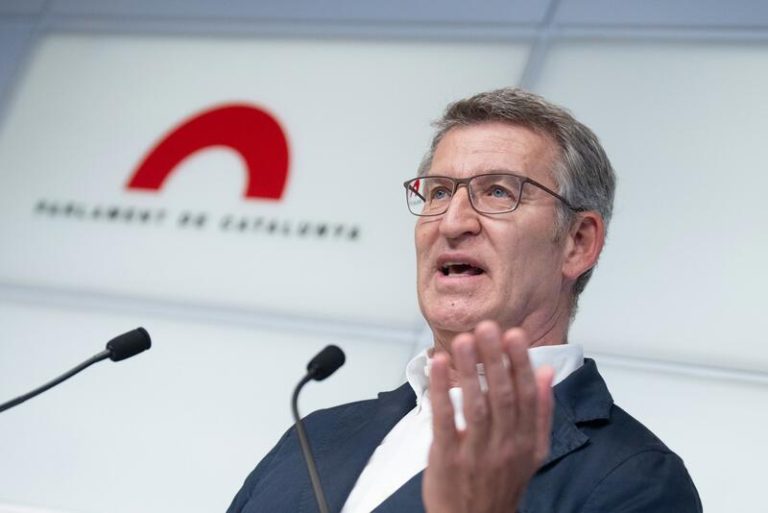 Feijóo apuesta a que Macron consiga armar un gabinete donde no haya sitio para los partidos más extremos