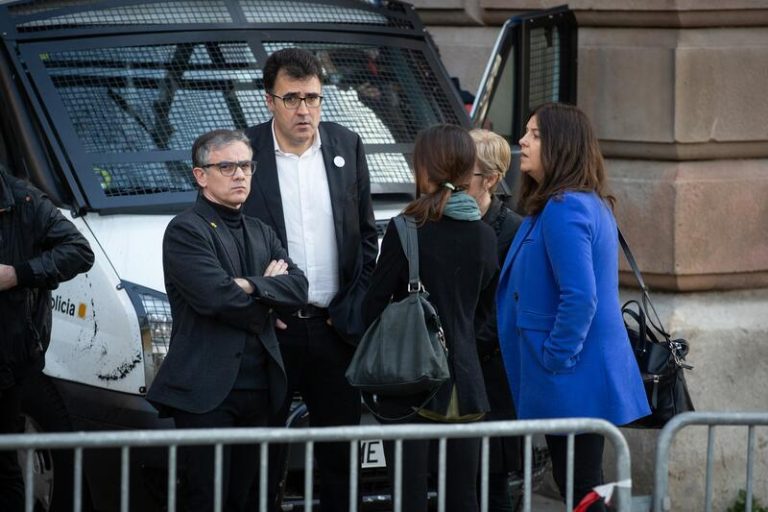 Tribunal Catalán podría perdonar la malversación de Jové, Salvadó y Garriga, pero busca el respaldo Constitucional