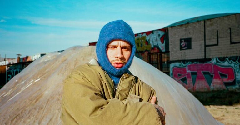 Dei V y su música sin filtros: Cuando las letras directas generan debate sobre la crianza