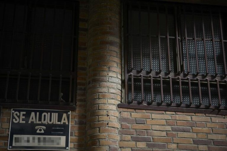 El 50% de los alquileres supera un sueldo, con una renta media de más de 900 euros