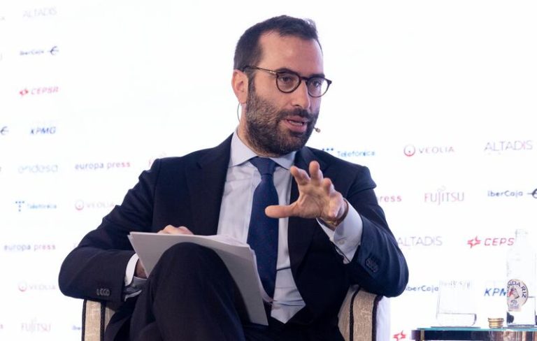 El Ejecutivo se pronunciará sobre oferta pública de Grifols a través de los conductos normales