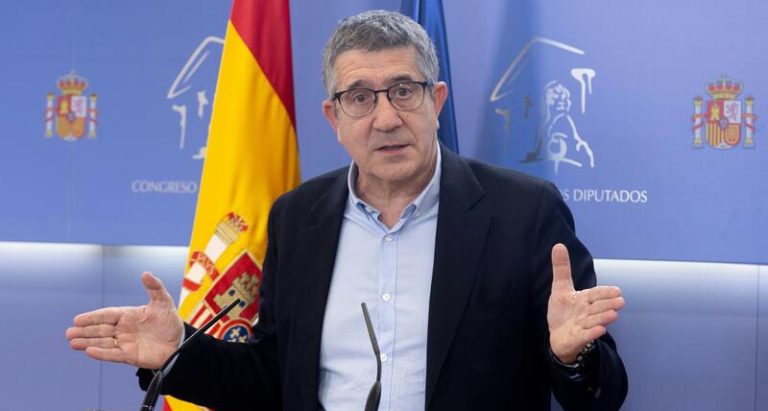 El PSOE presiona a ERC por su rechazo a la acogida de menores inmigrantes