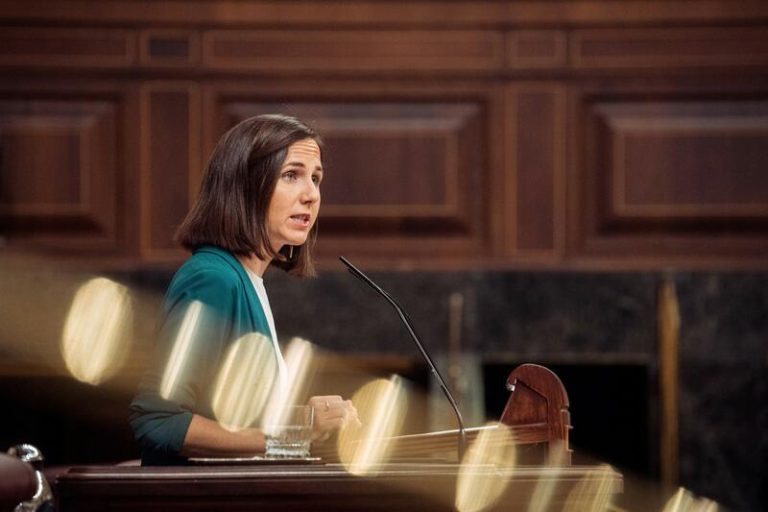 Belarra denuncia que el PSOE ha respaldado el 