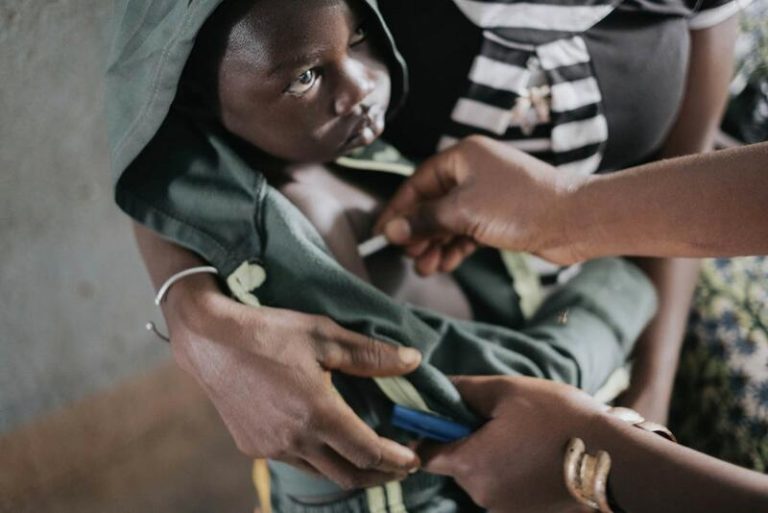 Asombroso descubrimiento: los niños españoles son más resistentes al VIH que las niñas