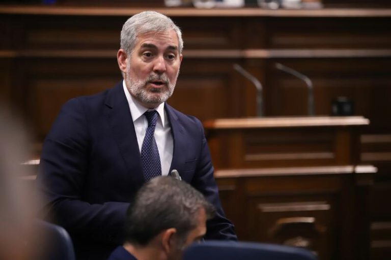 Clavijo arremete contra la política de Vox: 