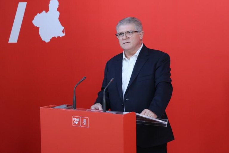 El PSOE en Murcia se regocija por la dimisión de Vox del Gobierno regional y reclama su ausencia en los ayuntamientos