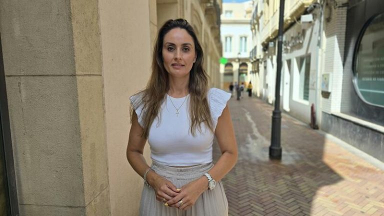 El Ayuntamiento de Almería debe decir no a la acogida de menores migrantes sin compañía