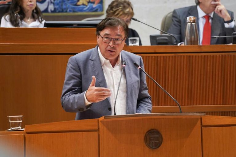 Teruel Existe aplaude la expulsión de la extrema derecha del Gobierno de Aragón