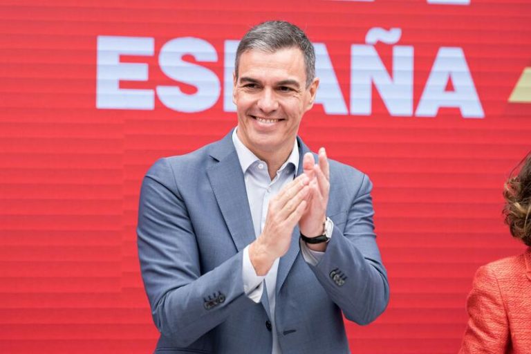 Sánchez celebra una década al mando del PSOE: 