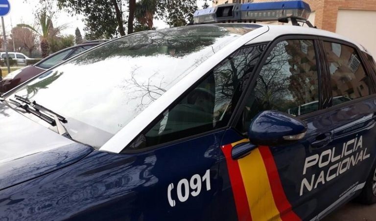 Escándalo en Palma: Arrestan a individuo por intentar prender a otra persona mientras dormía