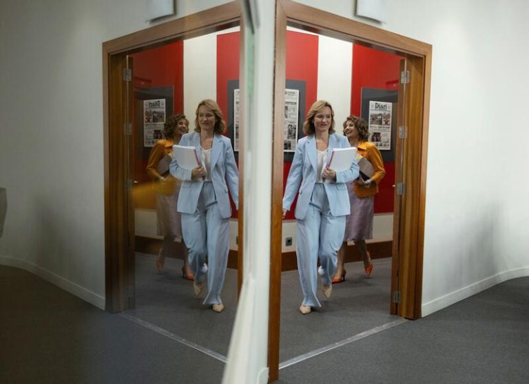 El Ejecutivo apela al PP a respaldar los cambios en la Ley de Inmigración