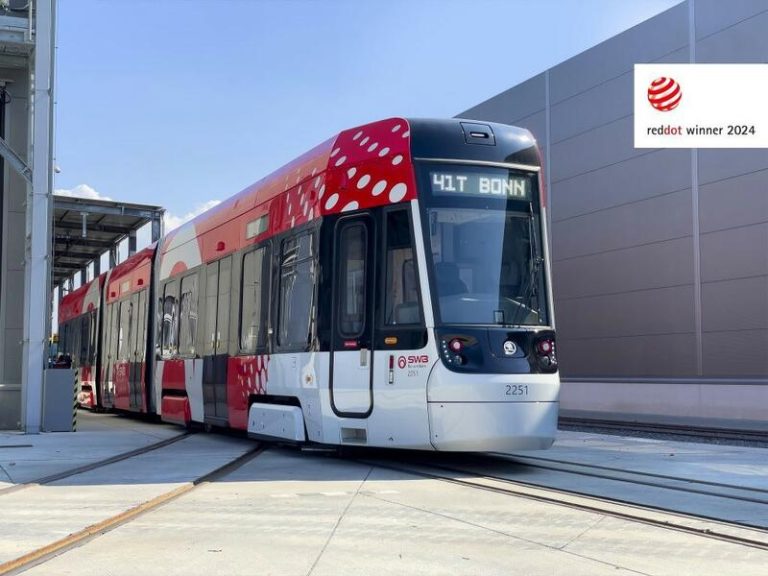 El Gobierno defiende que analizará el interés de Skoda por Talgo frente a la OPA