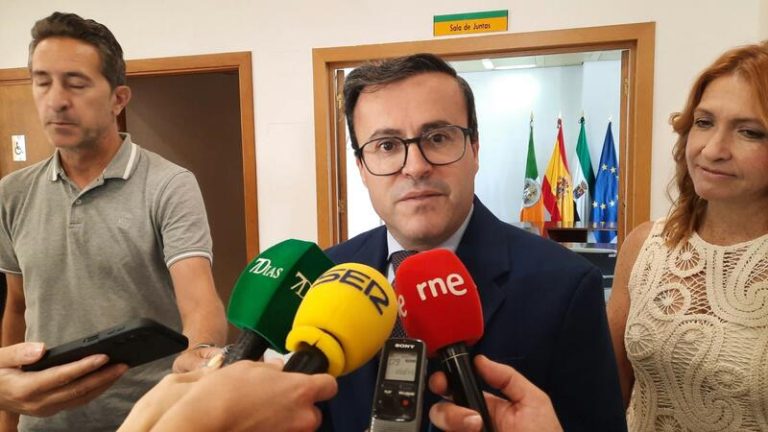 El PSOE reclama solidez y rechaza 