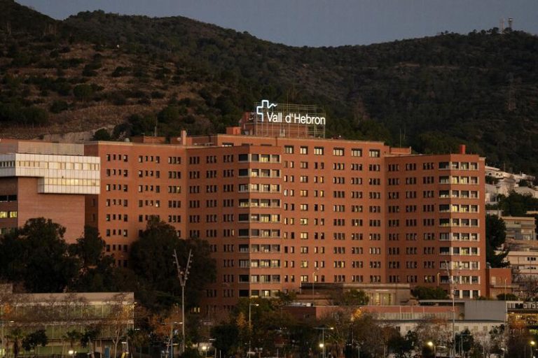 Un anciano de 89 años lucha por su vida después de un devastador incendio en una propiedad de Muro, Mallorca