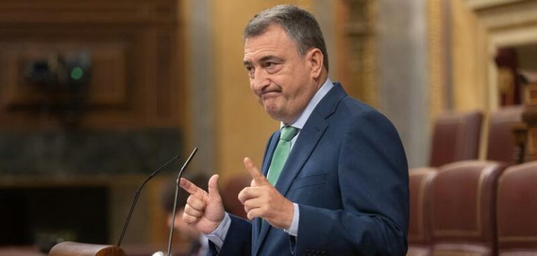 Esteban advierte a Sánchez sobre acciones cuestionables de Begoña Gómez