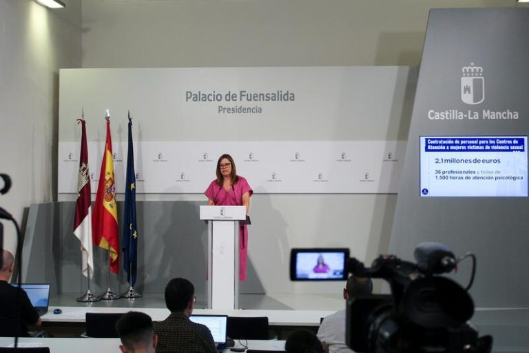 Castilla-La Mancha invierte 2,1 millones para reforzar el apoyo a mujeres víctimas de agresiones sexuales