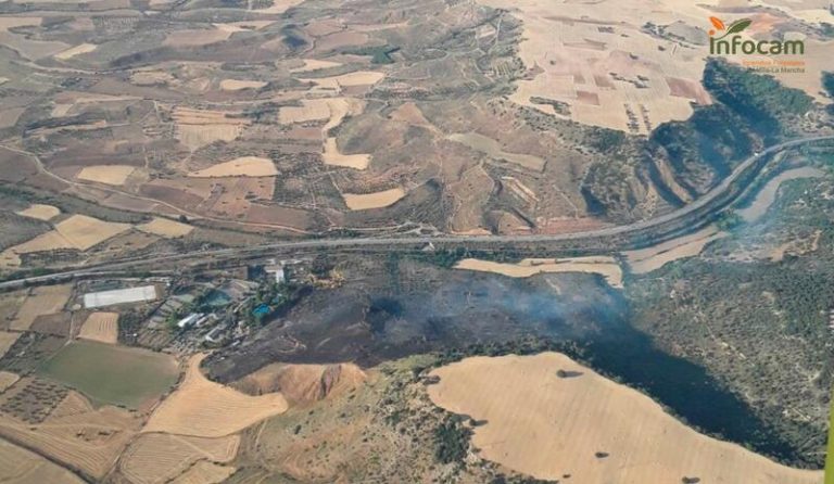 El incendio forestal en Guadalajara se logra controlar