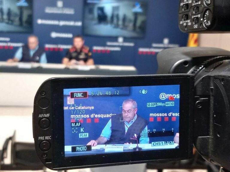 Los Mossos desmantelan una red de narcotráfico que introducía cocaína en bidones de mermelada