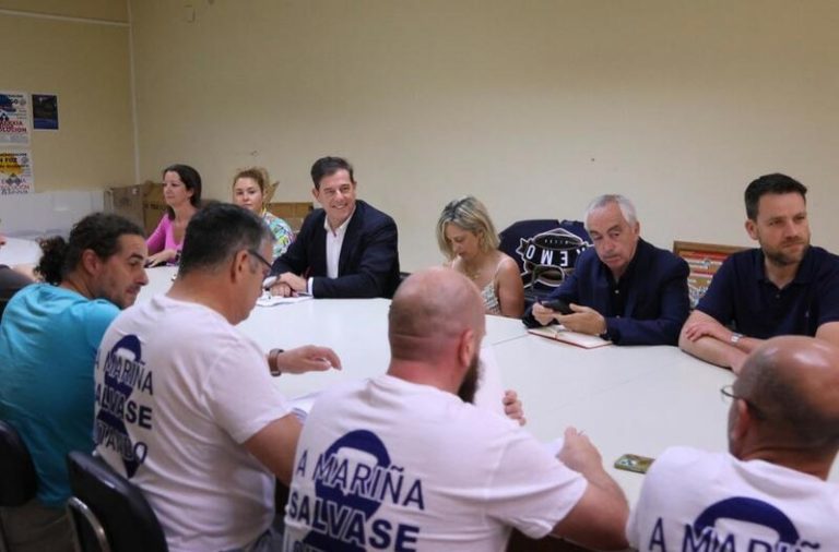 El Gobierno autorizará 3 parques eólicos para suministrar energía a la planta de Alcoa en Lugo