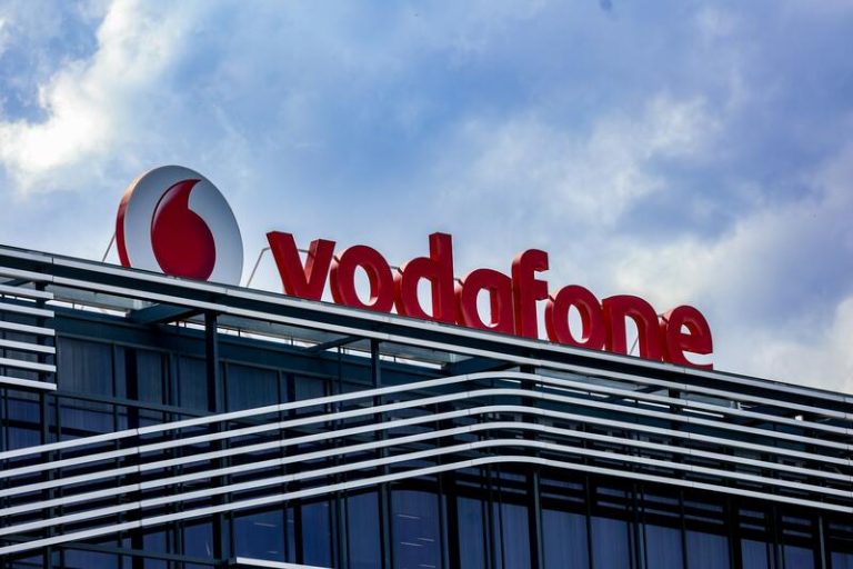 Vodafone España pone fin a su reestructuración con 667 dimisiones voluntarias y 231 despidos
