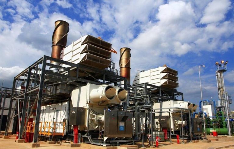 Golpe de suerte: Bolivia espera restablecer el abastecimiento habitual de gasoil este jueves, según la compañía estatal