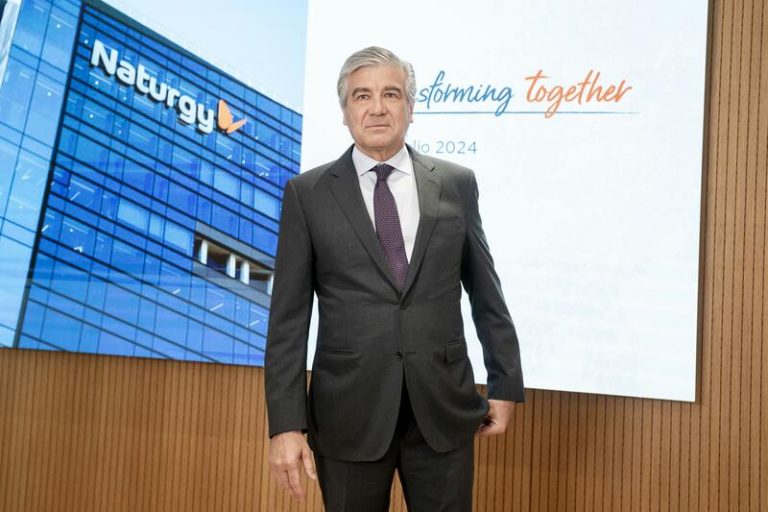 Naturgy se afianza en el Ibex con un alza del 1,3%, conserva ganancias a junio y presenta plan inédito