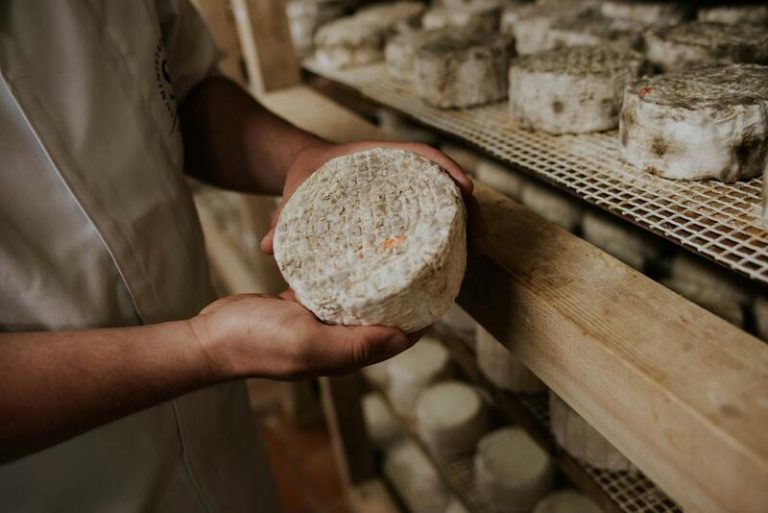 La D.O.P. Queso Camerano aumenta con la unión de la quesería Altos Cidakos