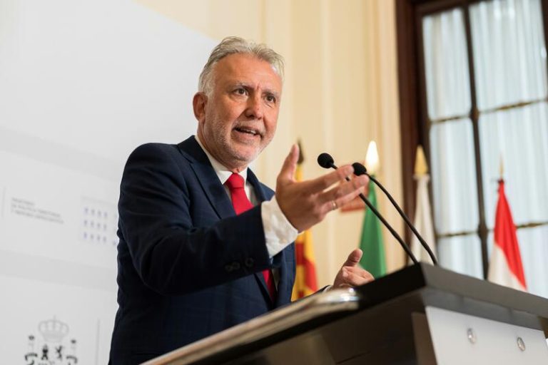 Torres cree que el decreto de acogida de menores migrantes es inviable y apela al PP a reconsiderar su postura