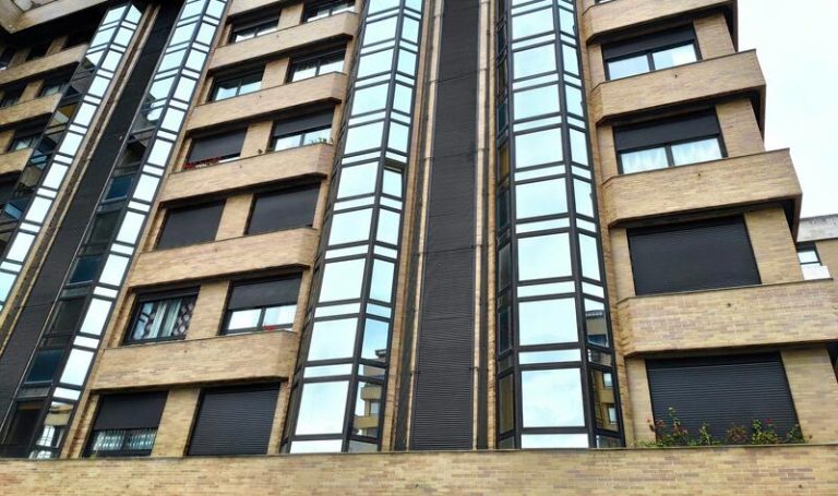 El Gobierno aprovecha una ley sobre eficiencia judicial para incluir vía enmienda la supresión de la 'Golden Visa'