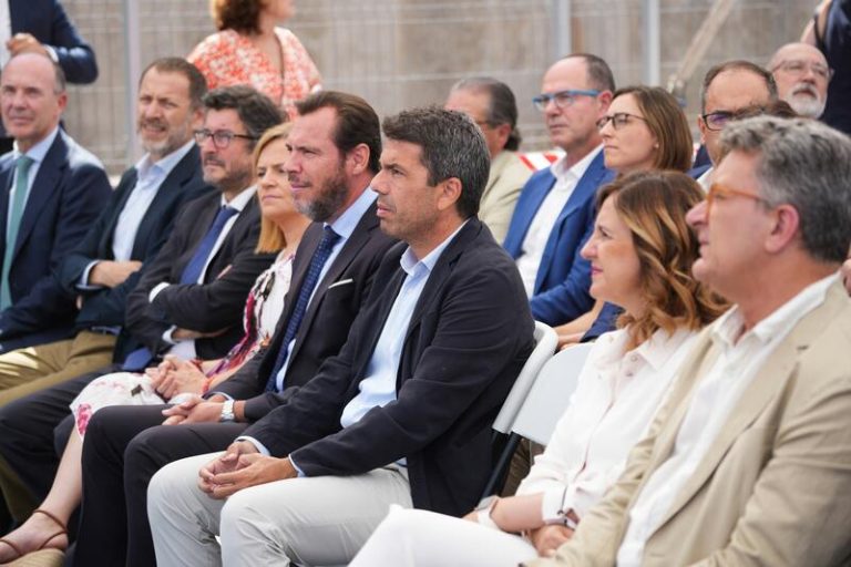 Acuerdo entre Transporte y Valencia para esconder las vías de Serrería