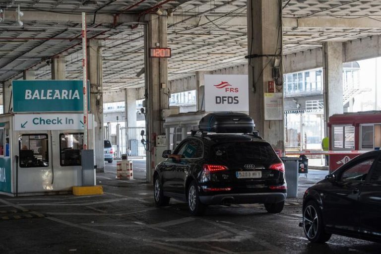 Protección Civil te guía: Cómo navegar por la carretera sin complicaciones en días de mucho tráfico