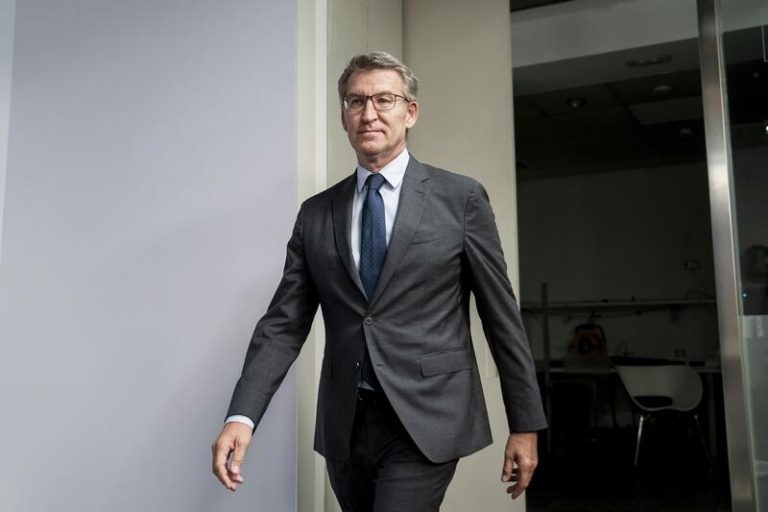 Para Feijóo, la expulsión de parlamentarios del PP en Venezuela evidencia unas elecciones sin garantías