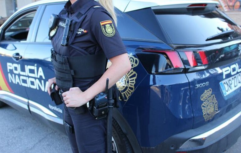 Un camión de Marruecos con 3.700 kilos de hachís es interceptado en Algeciras