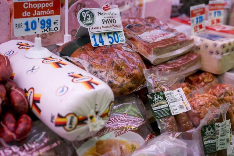 El IPC cae al 2,8% en julio por el abaratamiento de la luz y los alimentos