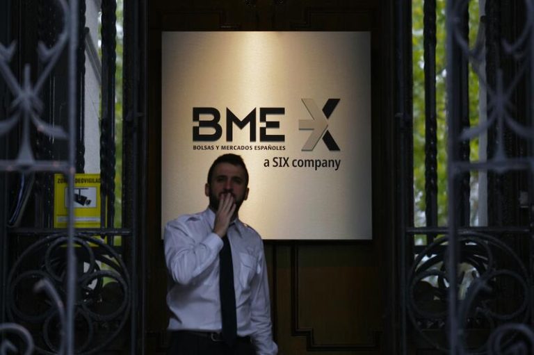 El Ibex 35 sube impulsado por positivos datos macroeconómicos y resultados empresariales