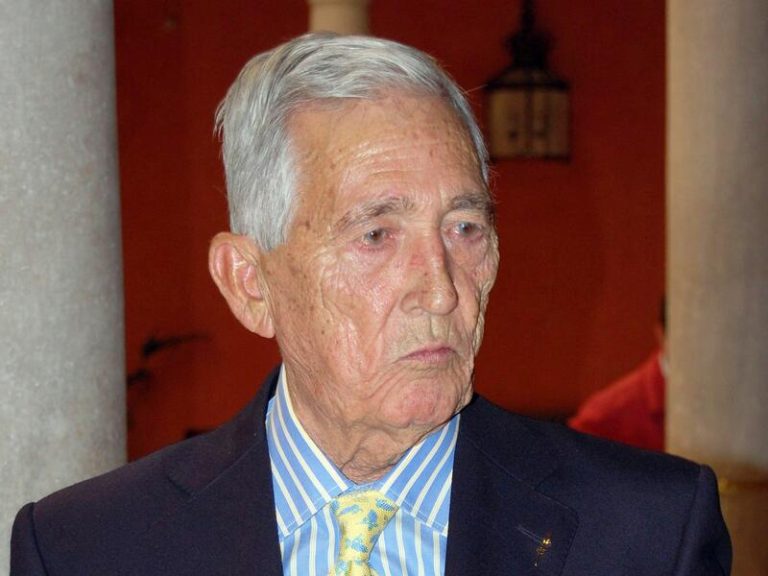 Fallece Paco Camino, 