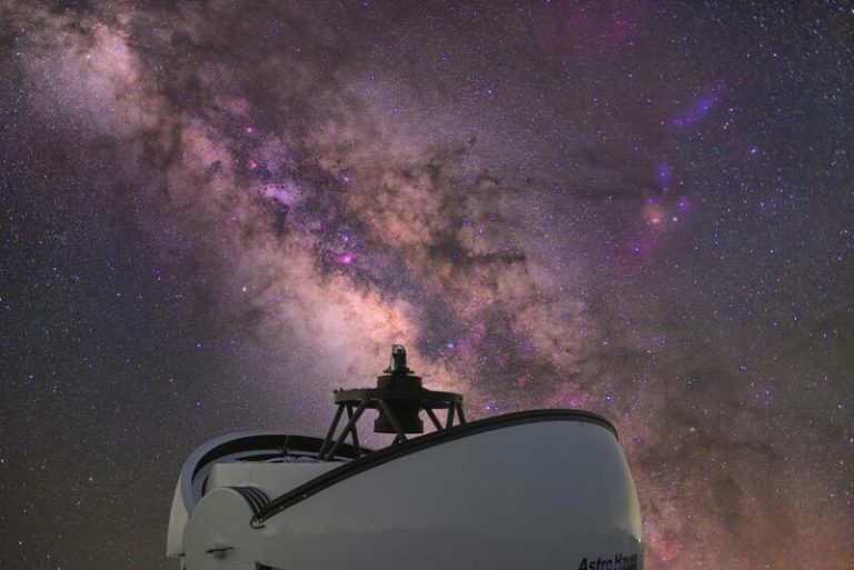 El nuevo telescopio TST del Observatorio del Teide observa su primera luz