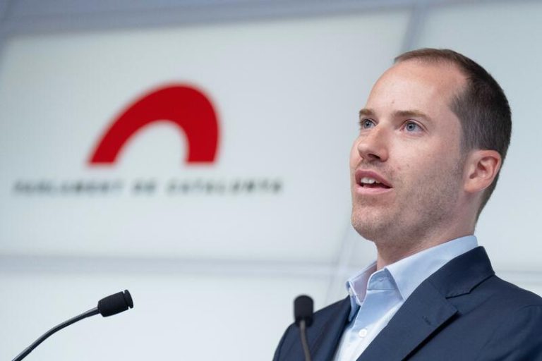 El PP catalán insta a Illa a dar explicaciones sobre el preacuerdo 