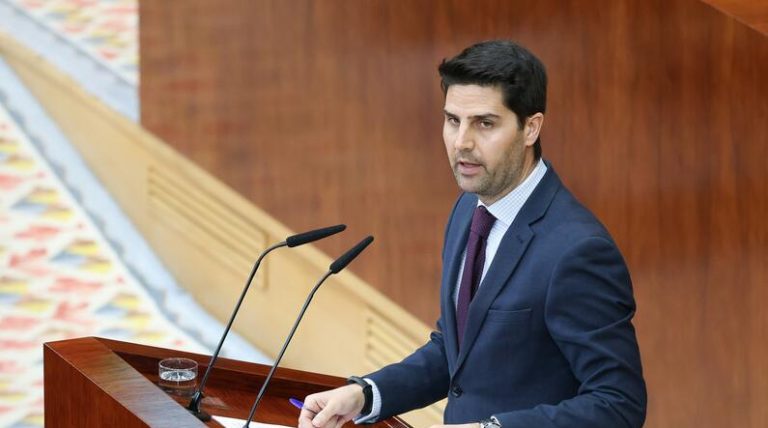 Madrid no está conforme con el reparto de fondos educativos del Gobierno sin tiempos ni capacidad de decidir