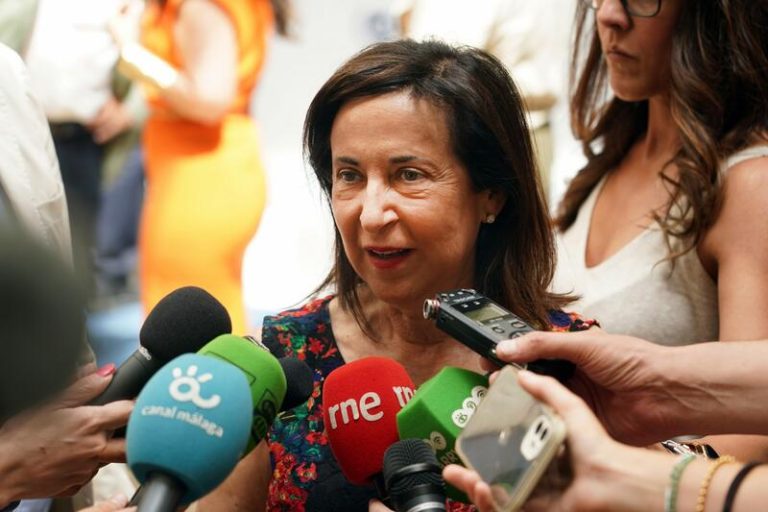 Robles defiende la querella contra el juez Peinado y dice que tiene mucho contenido