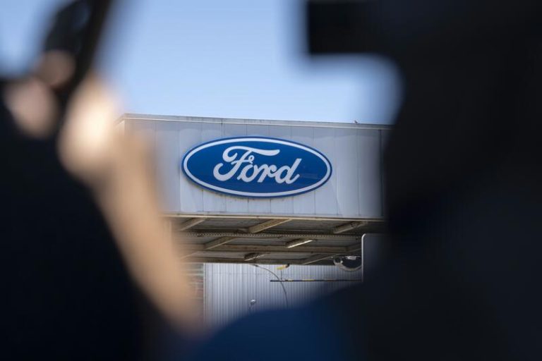 Ford volverá de las vacaciones con 400 empleados menos, el 65% del ERE