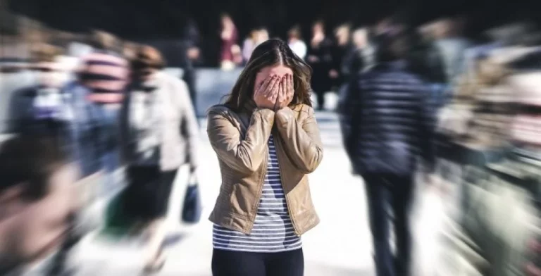 6 trucos para para combatir la ansiedad social