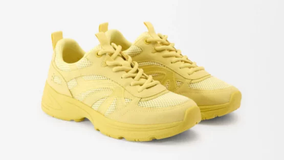 Estas llamativas zapatillas de Parfois las van a llevar las influencers por encima de las Nike y Puma